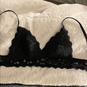 Momanda Black Lace Nursing Bra